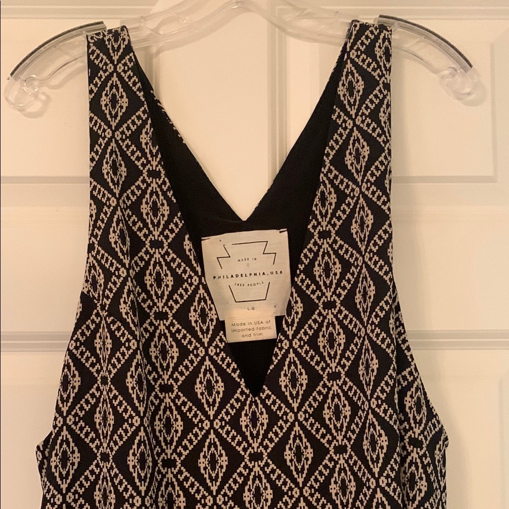 Free People Black and Creme Patterned Sleeveless Dress. Never worn.